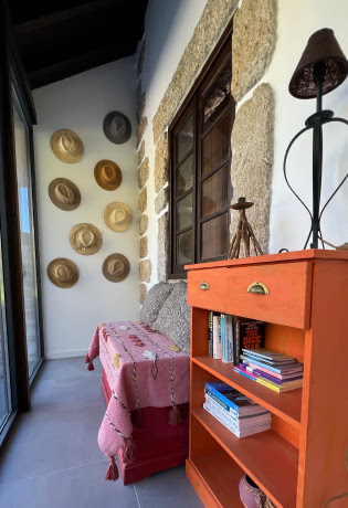 Varanda da Casa de Madeira Pinheiro Grande