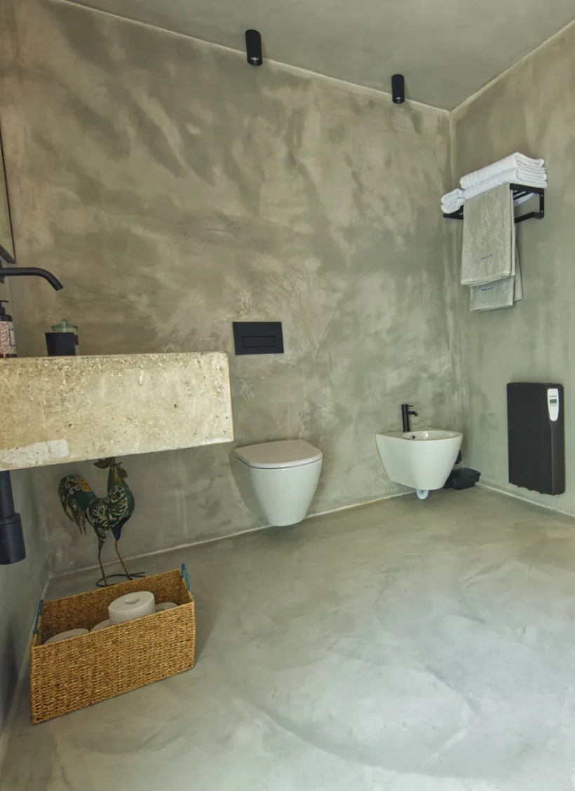 Casa de banho dos Abrigos do Rio | Pinheiro Grande Casa de banho dos Abrigos do Rio | Pinheiro Grande